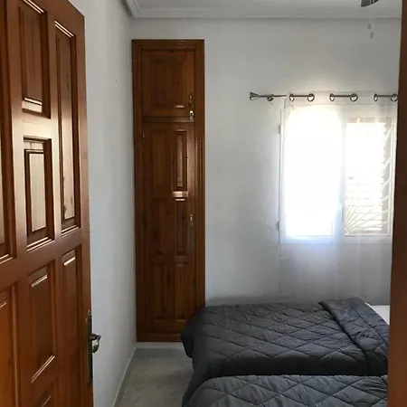 2-bed 10 Min Drive To The Beach! Ciudad Quesada